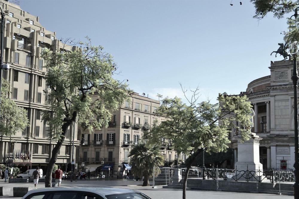 Hotel Politeama Palermo Exterior foto